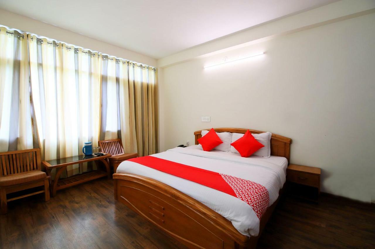 Oyo 14218 Elixir Hotel